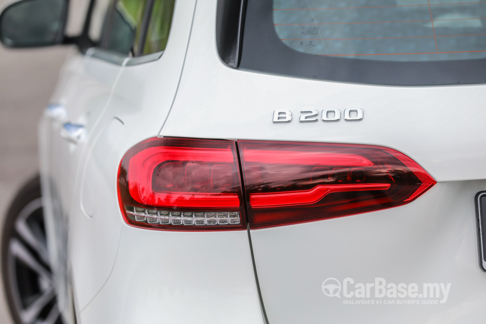 Mercedes-Benz B-Class W247 (2019) Exterior
