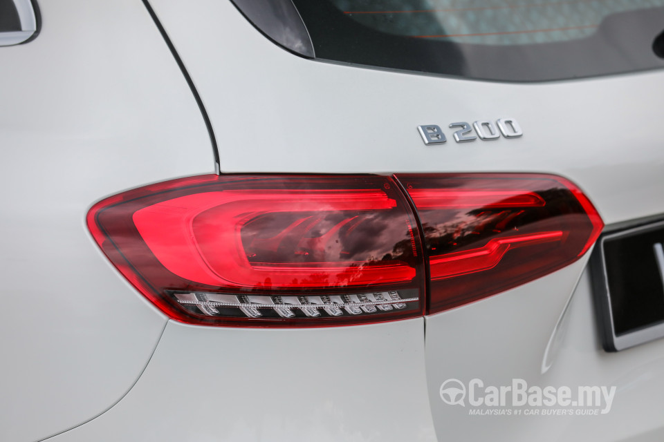 Mercedes-Benz B-Class W247 (2019) Exterior