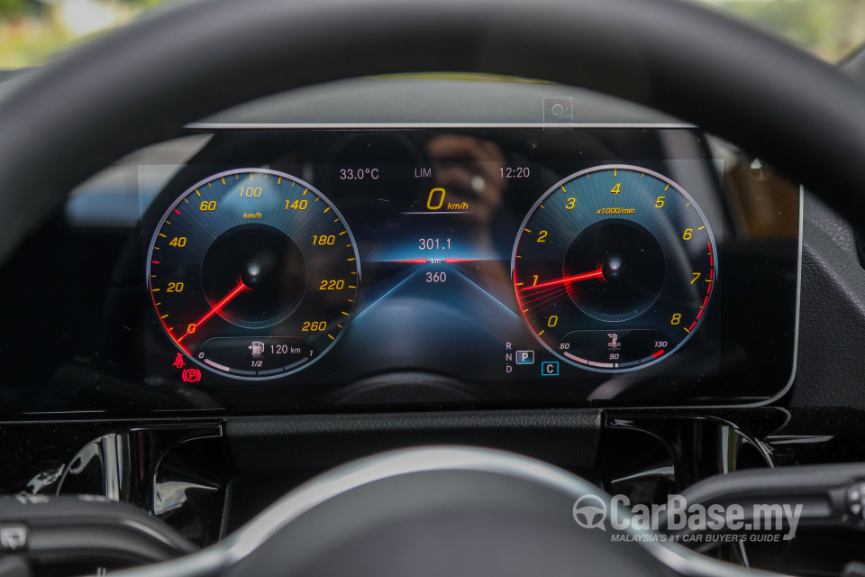 Mercedes-Benz B-Class W247 (2019) Interior