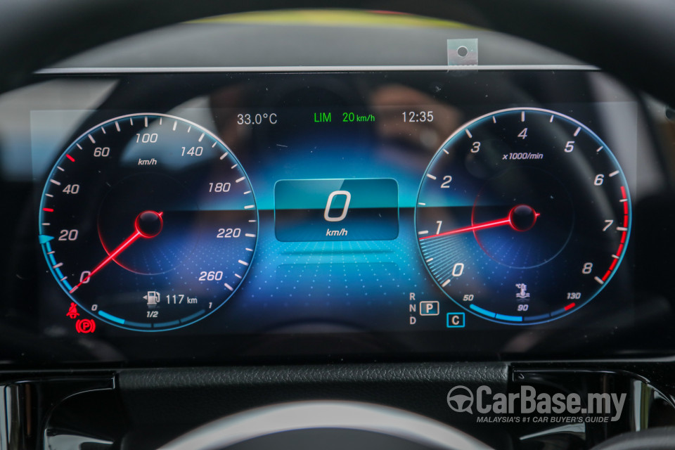Mercedes-Benz B-Class W247 (2019) Interior