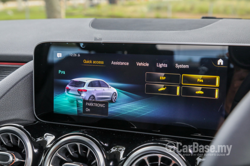 Mercedes-Benz B-Class W247 (2019) Interior
