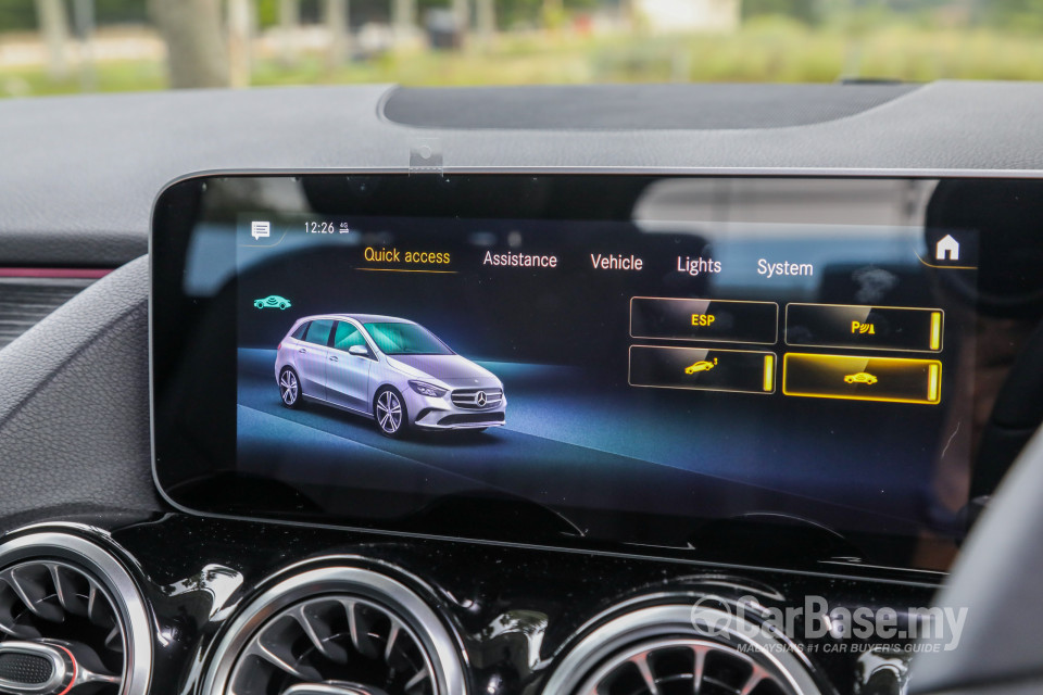 Mercedes-Benz B-Class W247 (2019) Interior