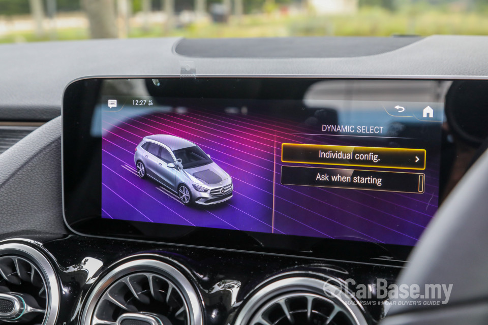Mercedes-Benz B-Class W247 (2019) Interior