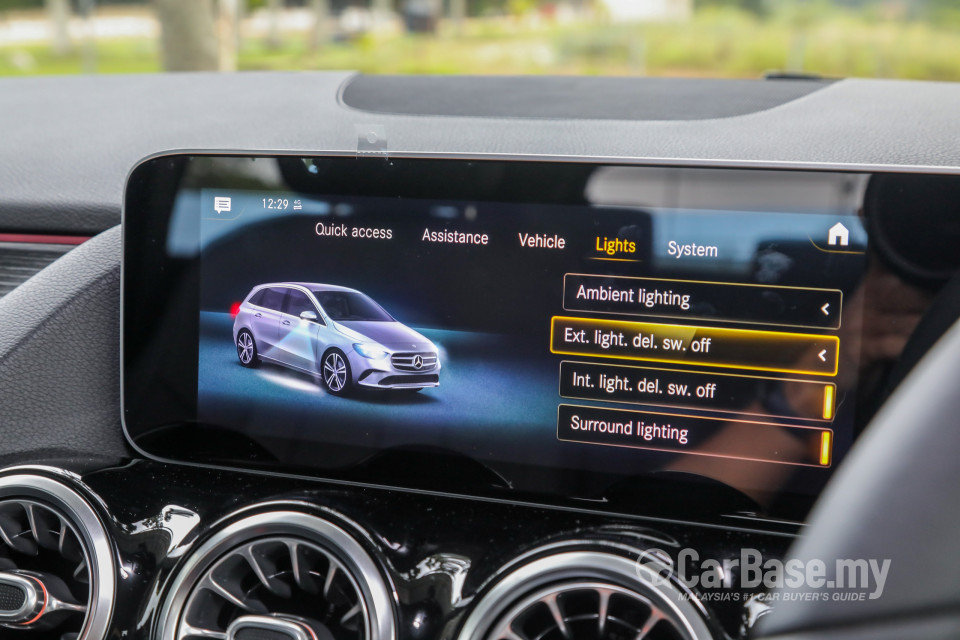 Mercedes-Benz B-Class W247 (2019) Interior