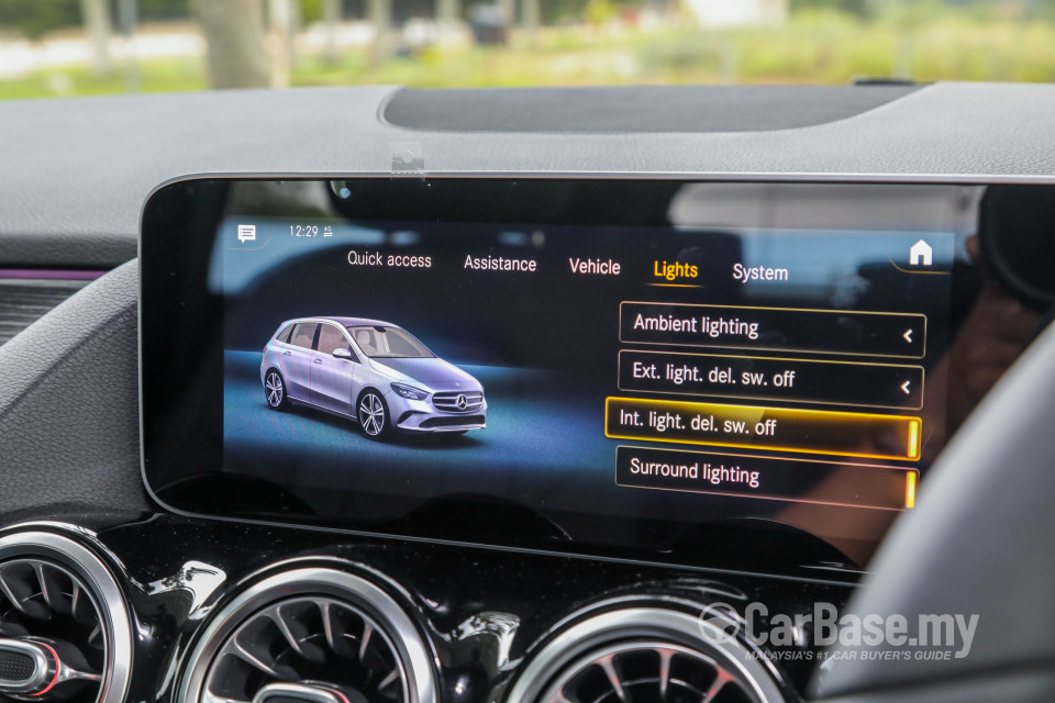 Mercedes-Benz B-Class W247 (2019) Interior