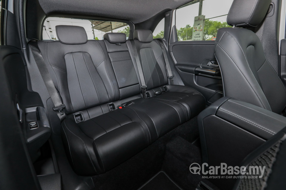 Mercedes-Benz B-Class W247 (2019) Interior