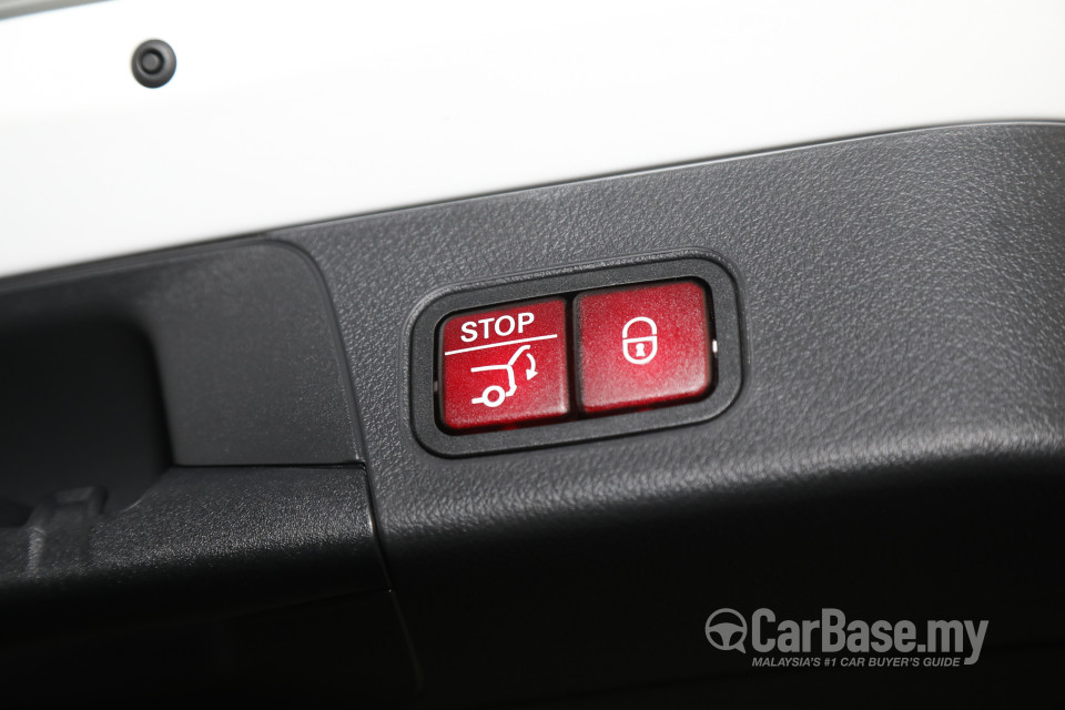 Mercedes-Benz B-Class W247 (2019) Interior