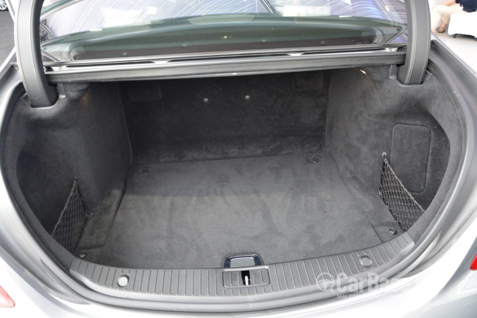 Mercedes-Benz S-Class W222 (2014) Interior