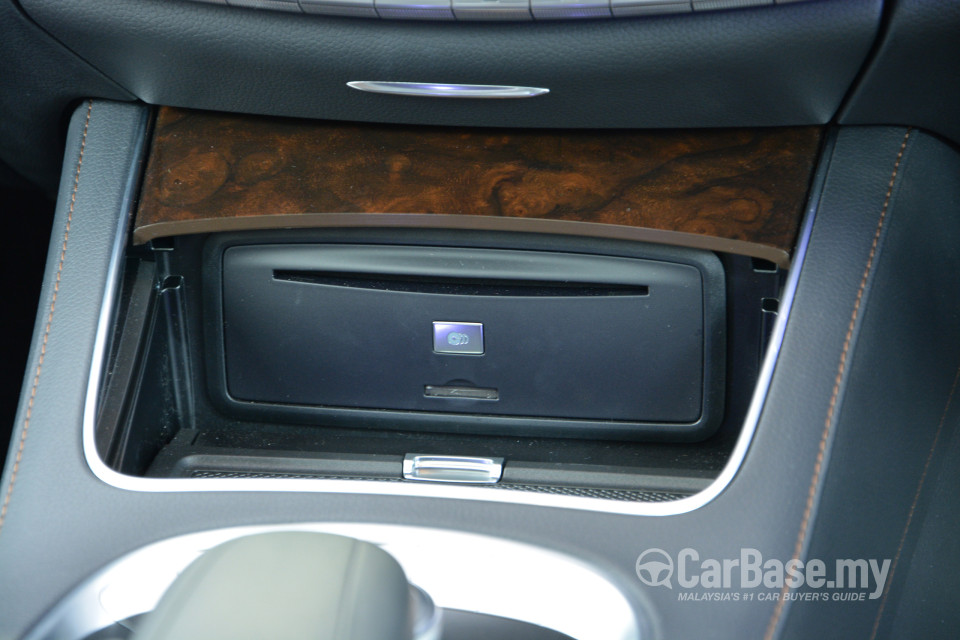 Mercedes-Benz S-Class W222 (2014) Interior