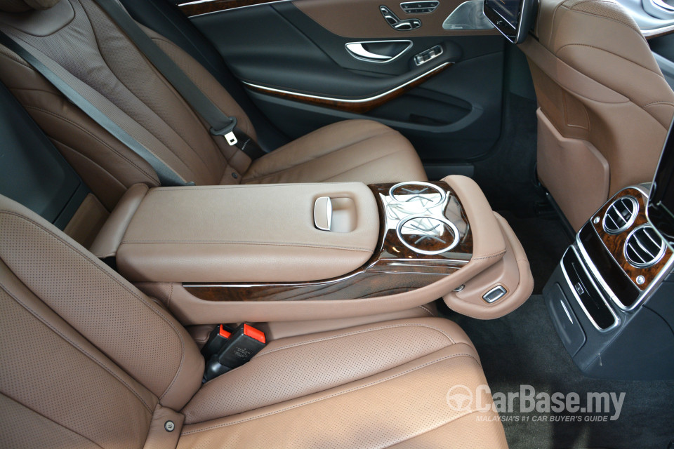 Mercedes-Benz S-Class W222 (2014) Interior