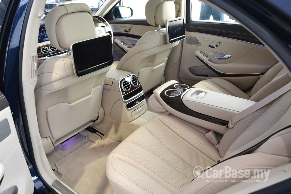 Mercedes-Benz S-Class W222 (2014) Interior