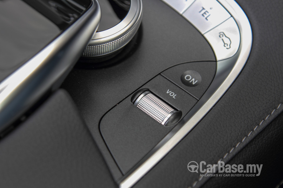 Mercedes-Benz S-Class W222 (2014) Interior