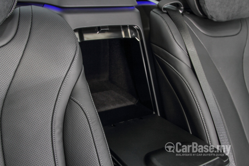 Mercedes-Benz S-Class W222 (2014) Interior