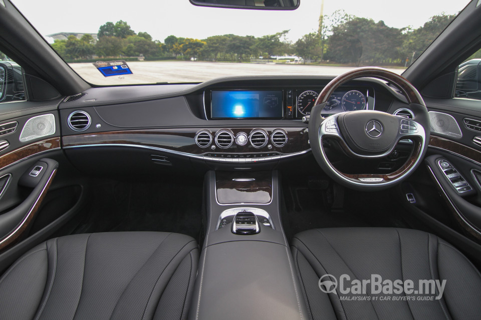 Mercedes-Benz S-Class W222 (2014) Interior