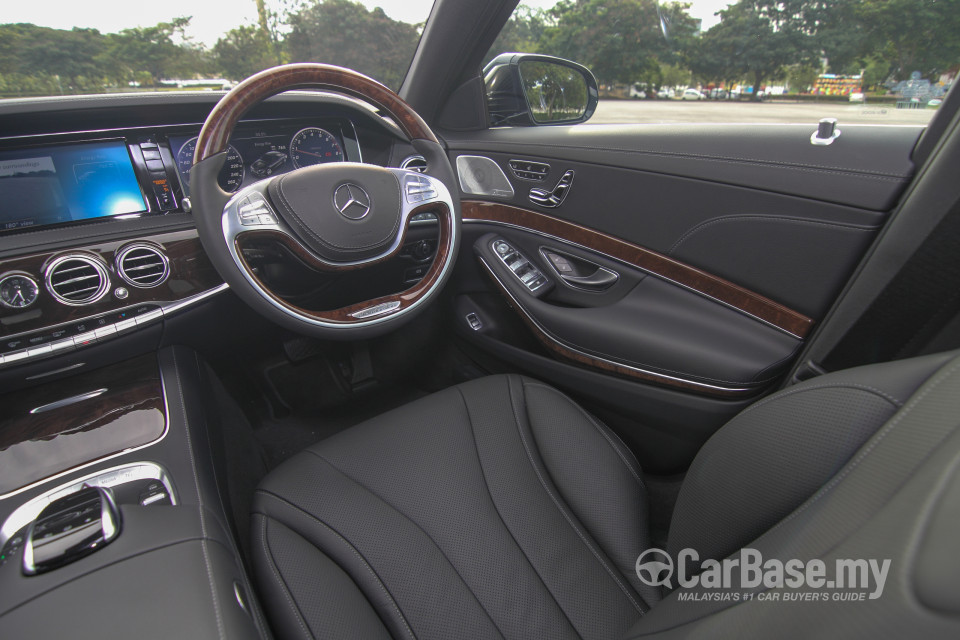 Mercedes-Benz S-Class W222 (2014) Interior
