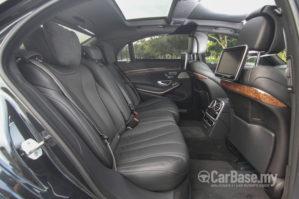 Mercedes-Benz S-Class W222 (2014) Interior