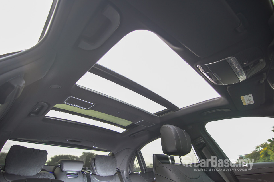 Mercedes-Benz S-Class W222 (2014) Interior