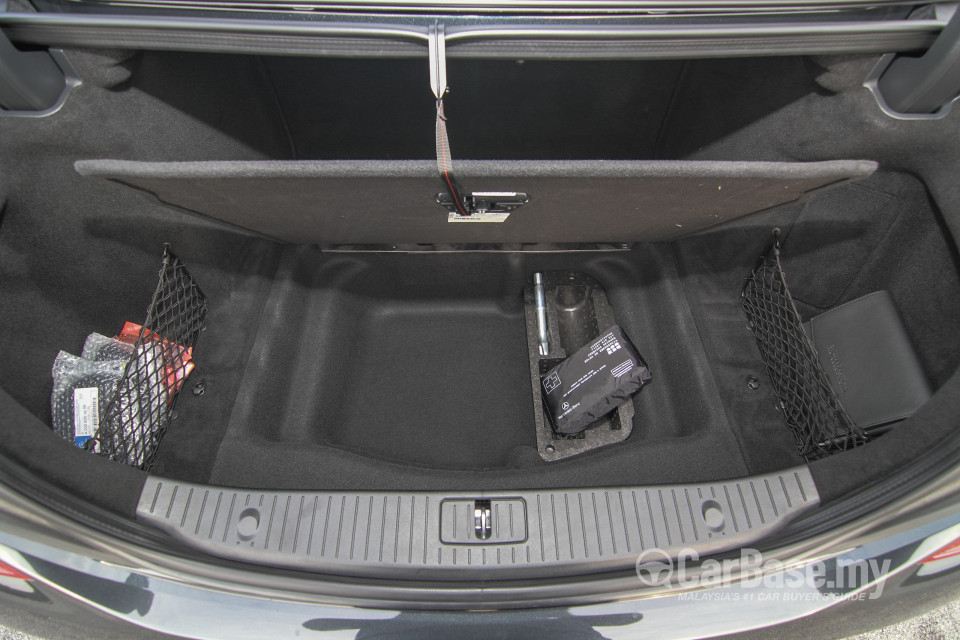 Mercedes-Benz S-Class W222 (2014) Interior