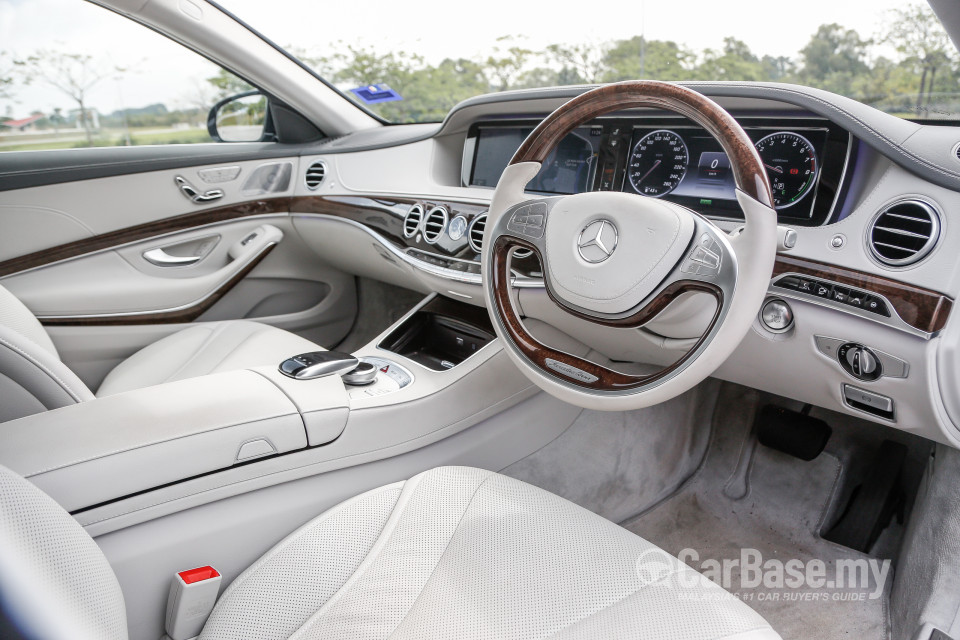 Mercedes-Benz S-Class W222 (2014) Interior