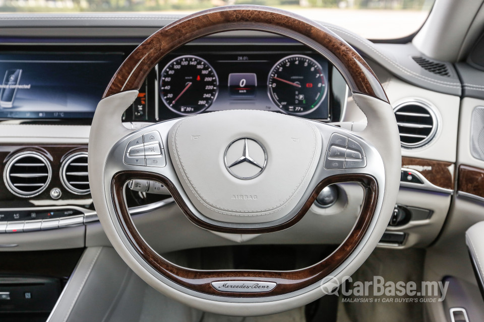 Mercedes-Benz S-Class W222 (2014) Interior