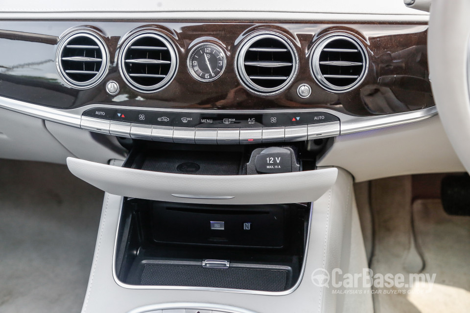 Mercedes-Benz S-Class W222 (2014) Interior