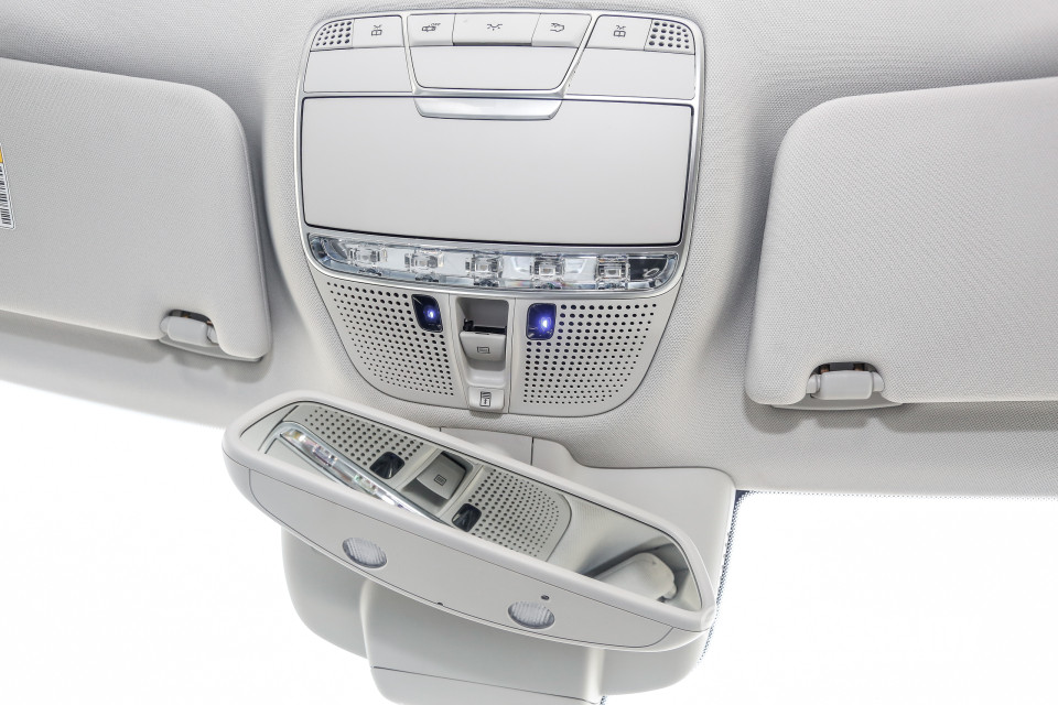 Mercedes-Benz S-Class W222 (2014) Interior