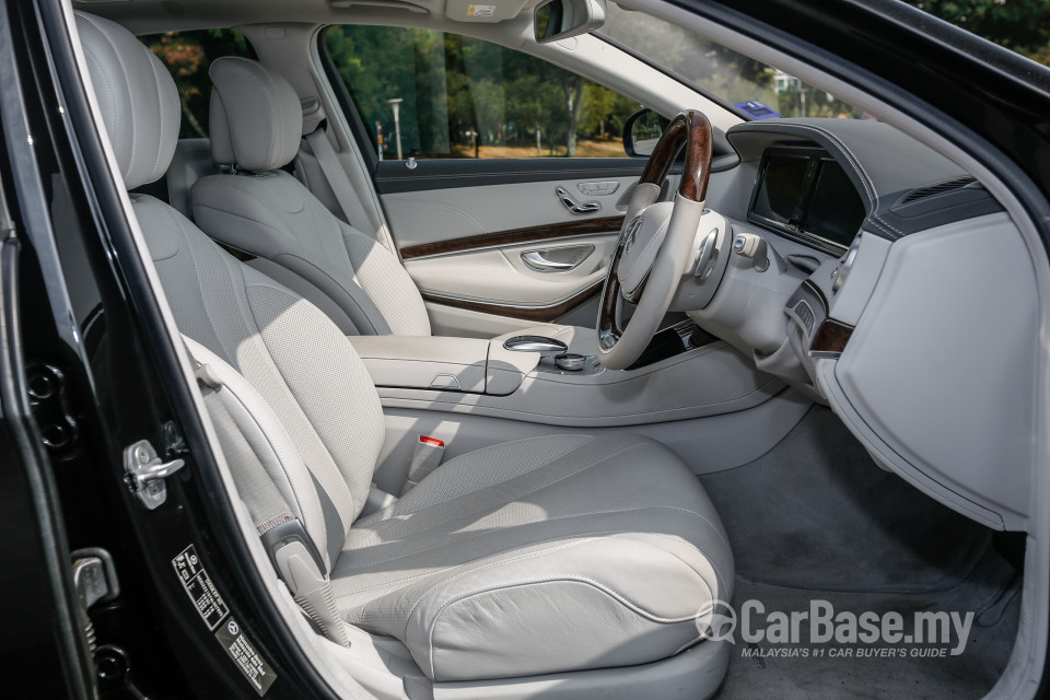 Mercedes-Benz S-Class W222 (2014) Interior