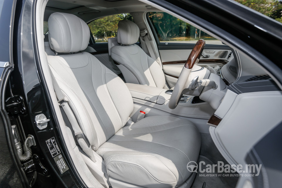 Mercedes-Benz S-Class W222 (2014) Interior