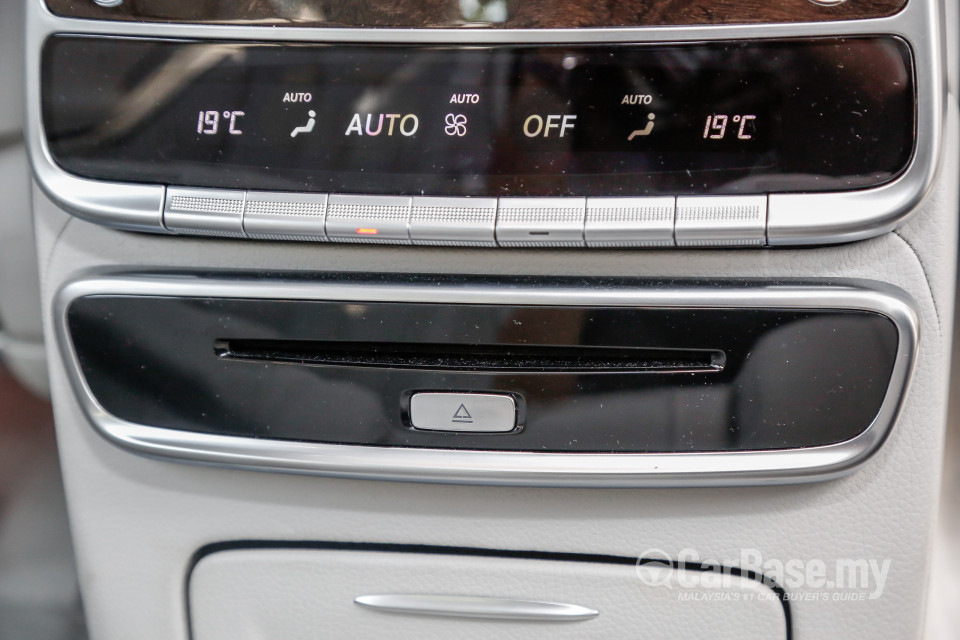 Mercedes-Benz S-Class W222 (2014) Interior