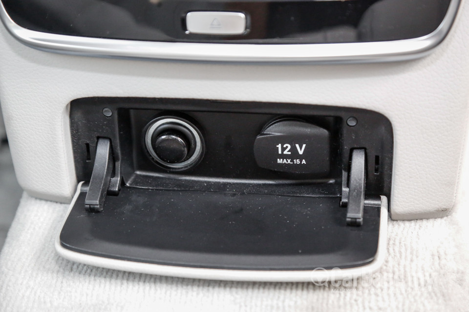 Mercedes-Benz S-Class W222 (2014) Interior