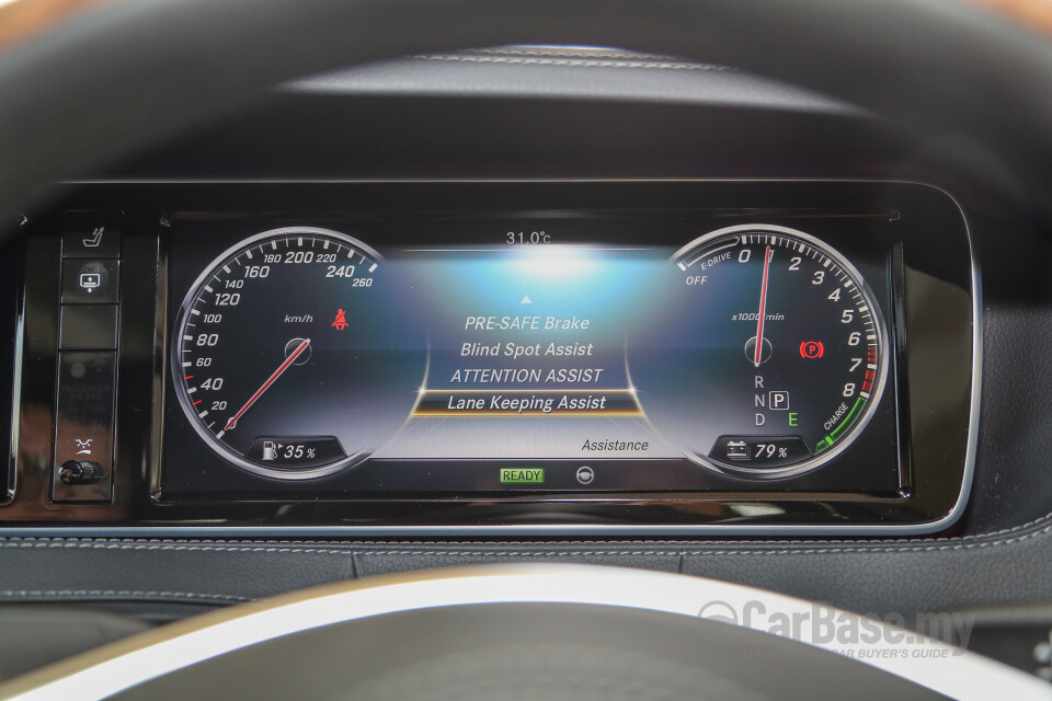 Mitsubishi ASX Mk1 Facelift (2013) Interior