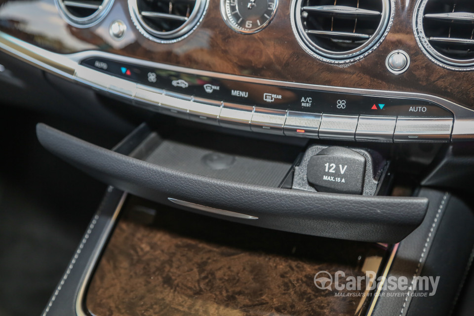Mercedes-Benz S-Class W222 (2014) Interior