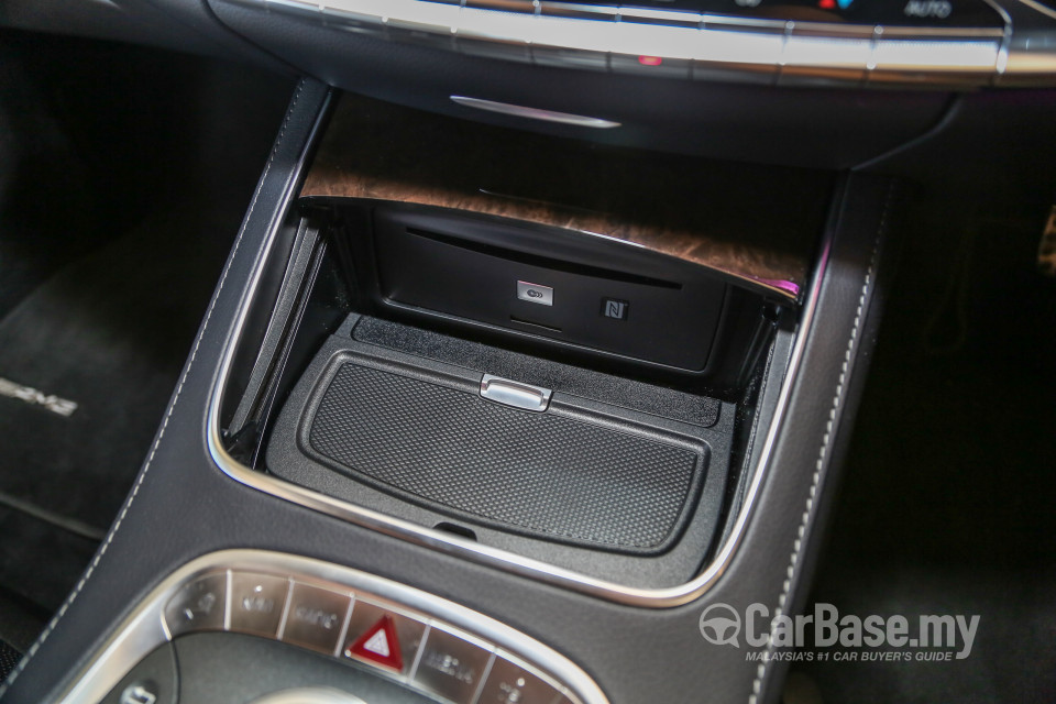 Mercedes-Benz S-Class W222 (2014) Interior