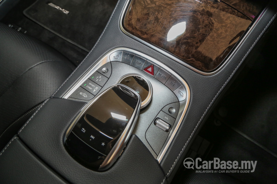 Mercedes-Benz S-Class W222 (2014) Interior