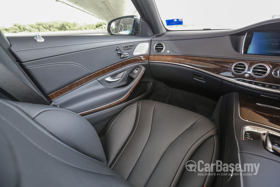 Mercedes-Benz S-Class W222 (2014) Interior