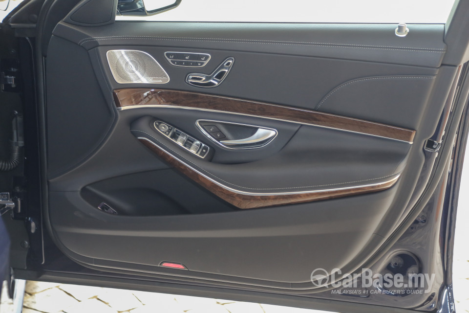 Mercedes-Benz S-Class W222 (2014) Interior