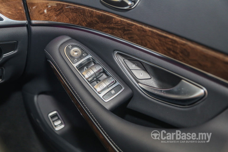Mercedes-Benz S-Class W222 (2014) Interior