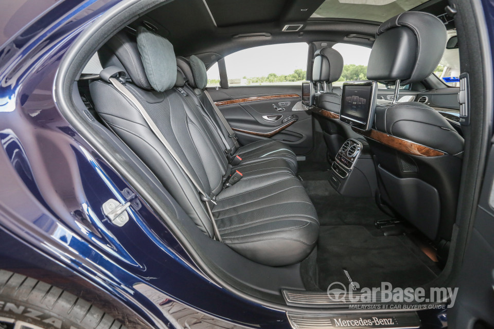 Mercedes-Benz S-Class W222 (2014) Interior