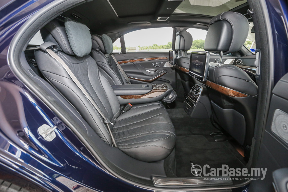 Mercedes-Benz S-Class W222 (2014) Interior