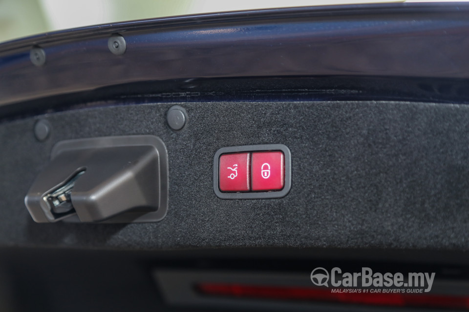 Mercedes-Benz S-Class W222 (2014) Interior