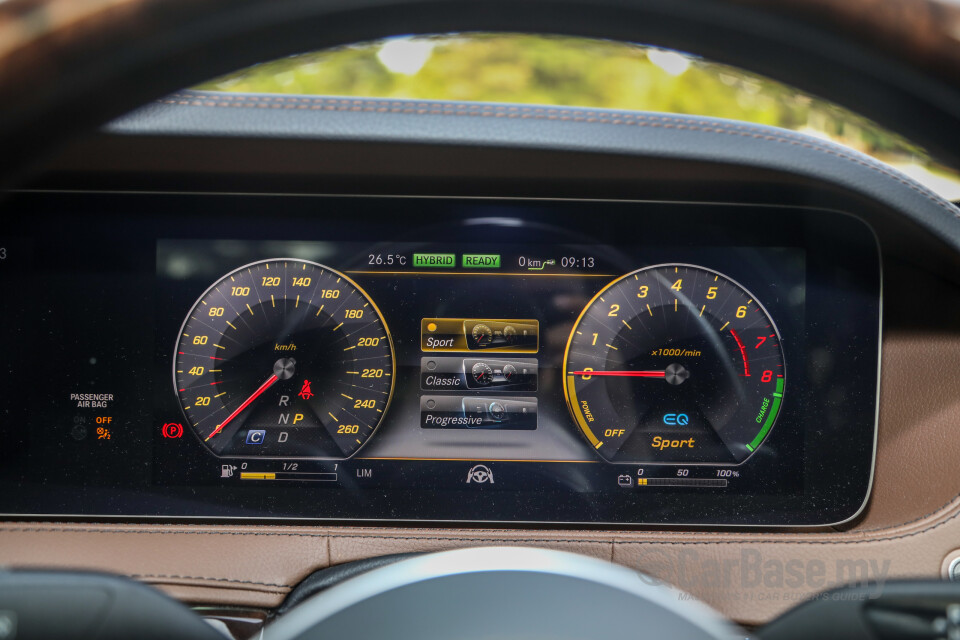 Nissan Navara D23 Facelift (2021) Interior