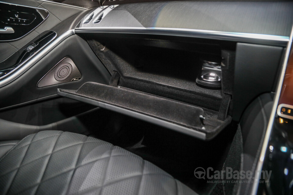 Mercedes-Benz S-Class V223 (2022) Interior
