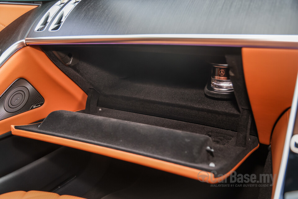 Mercedes-Benz S-Class V223 (2022) Interior