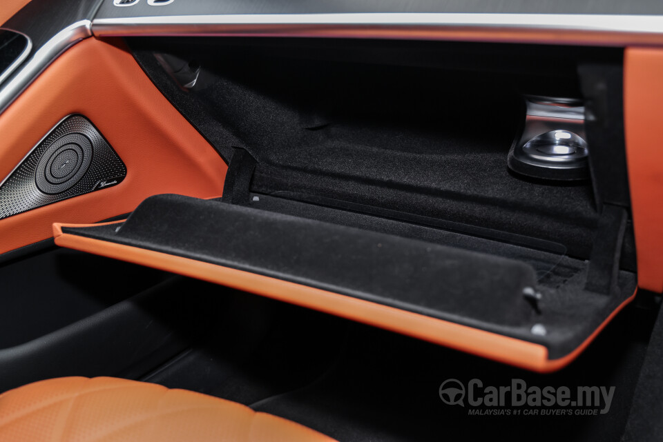 Mercedes-Benz S-Class V223 (2022) Interior