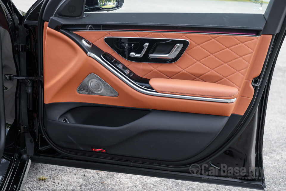 Mercedes-Benz S-Class V223 (2022) Interior