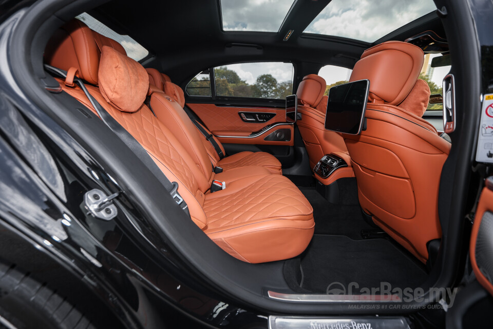 Mercedes-Benz S-Class V223 (2022) Interior