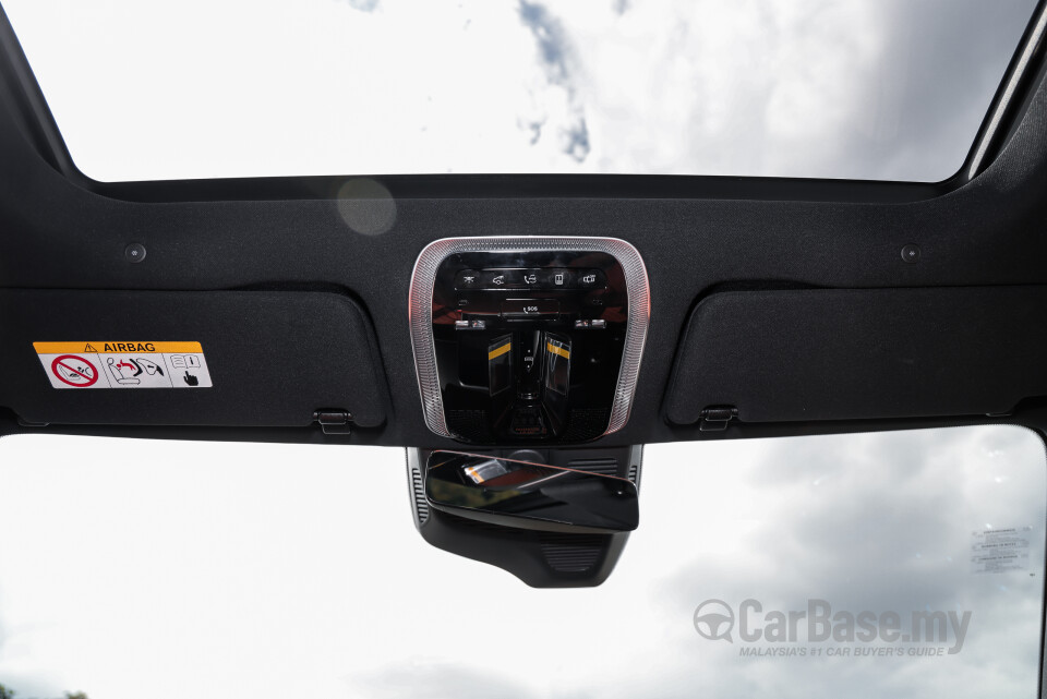 Mercedes-Benz S-Class V223 (2022) Interior