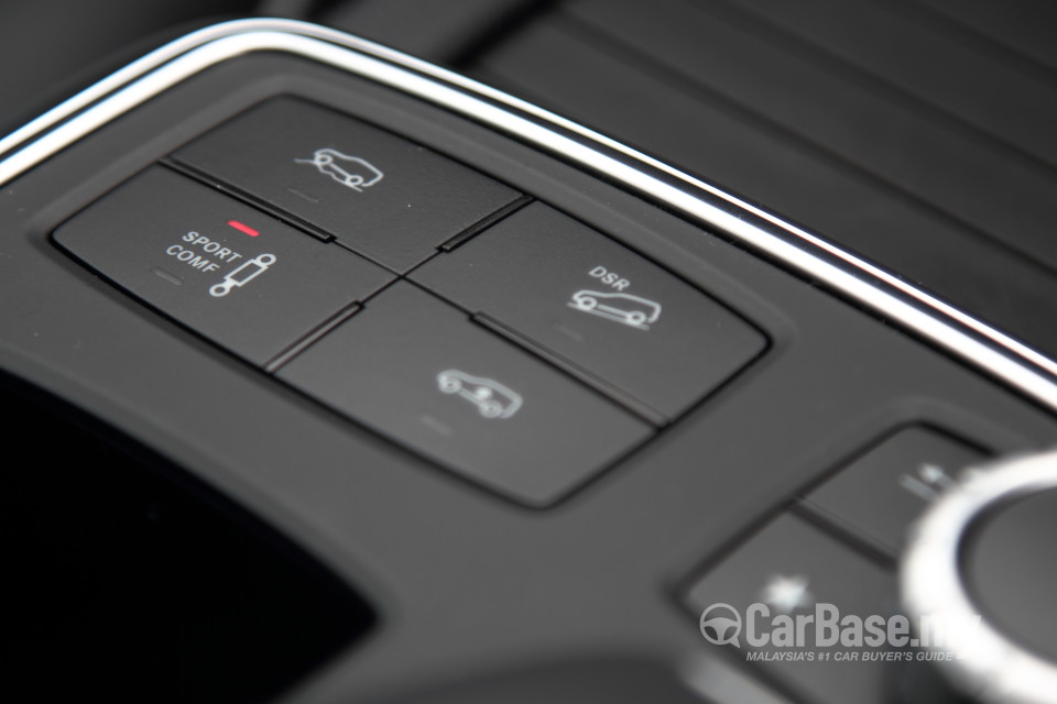 Mercedes-Benz GLE W166 (2012) Interior