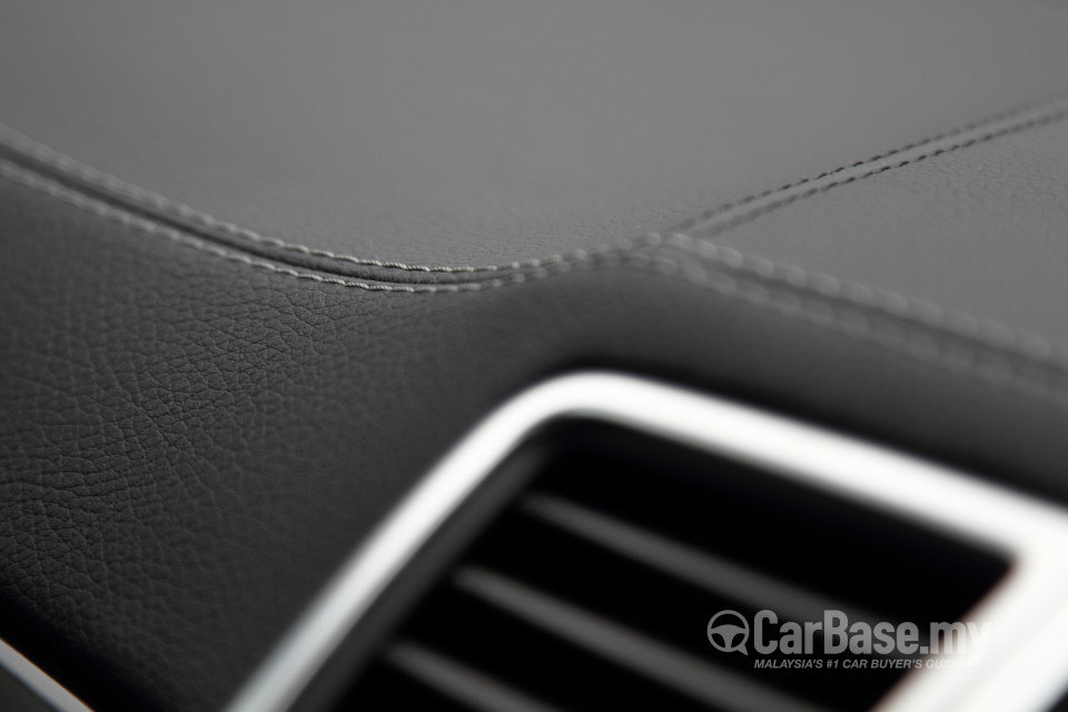 Mercedes-Benz GLE W166 (2012) Interior