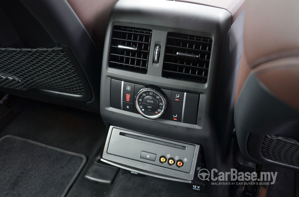 Mercedes-Benz GLE W166 (2012) Interior